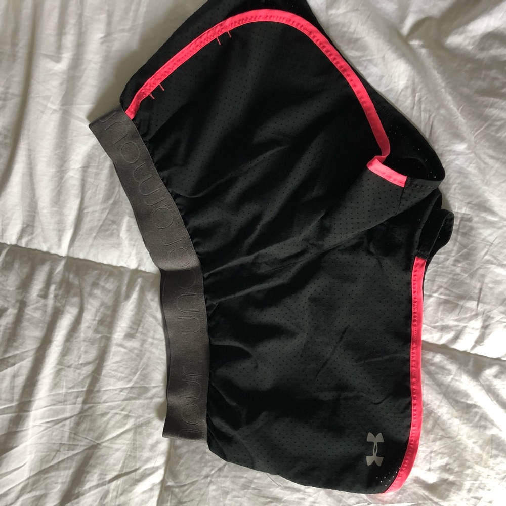 Under Armour Shorts EUC